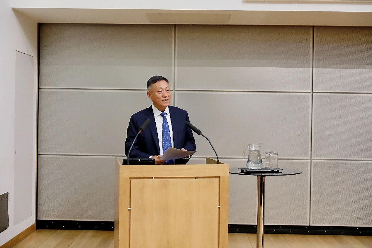 郭为登上剑桥讲台，，，，&quot;AI时代：全球视野与企业立异&quot;主题钻研会乐成举行 - 最新动态 - CC网投信息官网-成为领先的金融数字化转型相助同伴